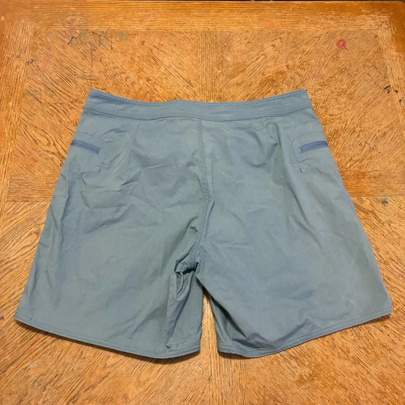 Patagonia Shorts Mens 36 Blue Wavefarer Board Swim Trunks Stretch 8” Inseam - Picture 2 of 6